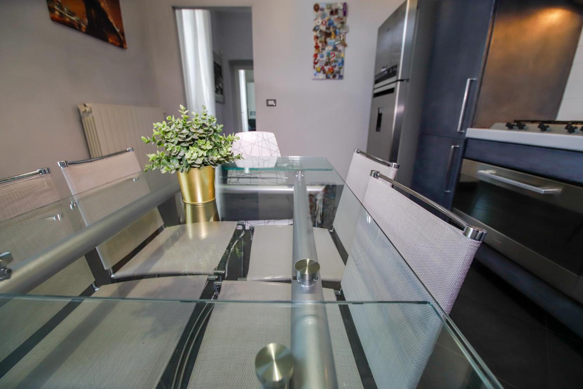 Appartamento Casa Nizza - Metro Lingotto Fiere - Inalpi Arena トリノ エクステリア 写真