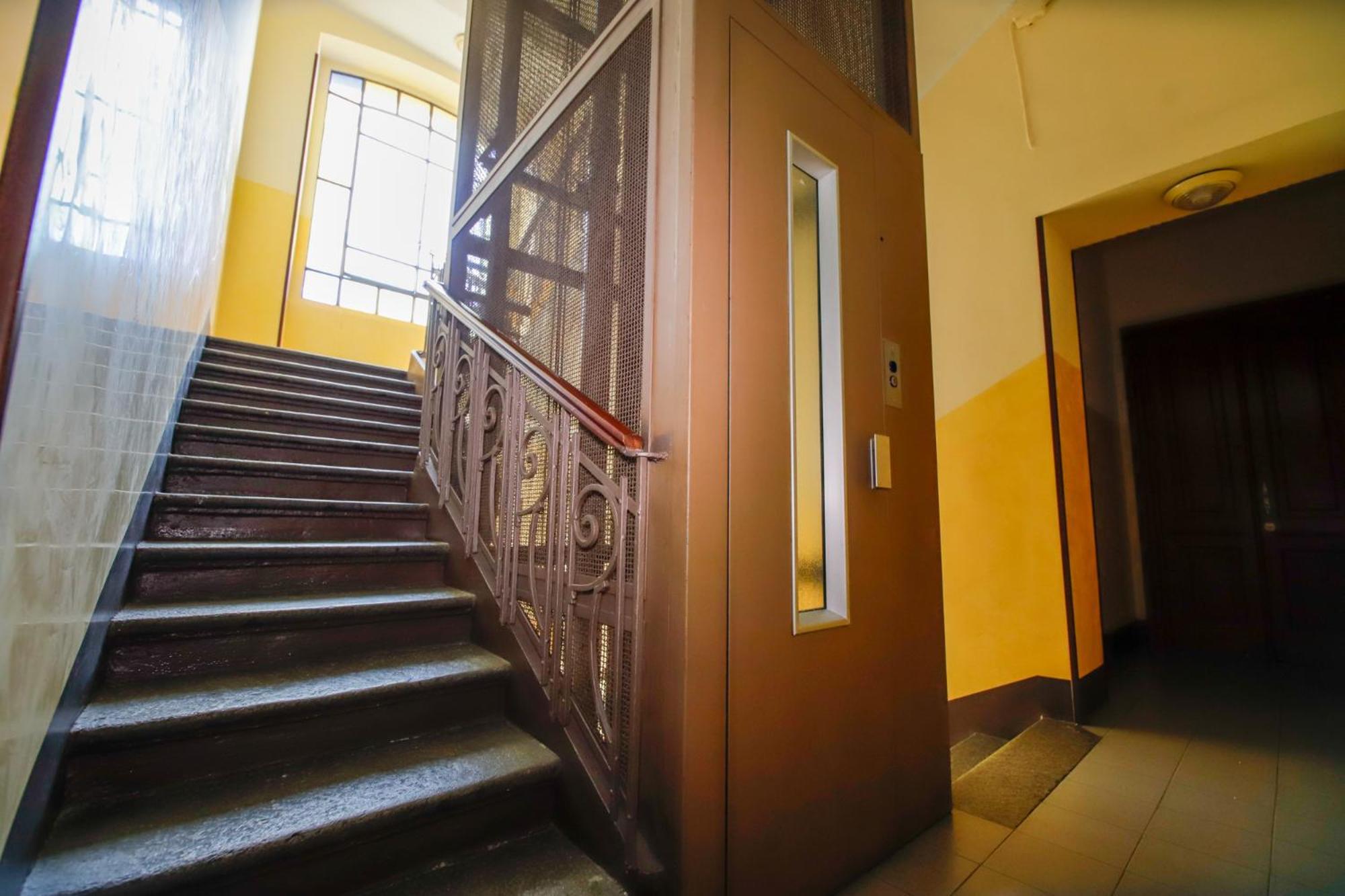 Appartamento Casa Nizza - Metro Lingotto Fiere - Inalpi Arena トリノ エクステリア 写真