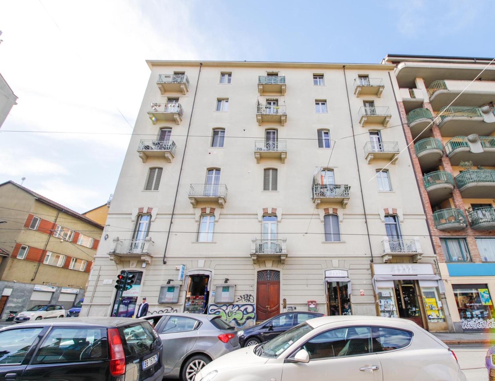 Appartamento Casa Nizza - Metro Lingotto Fiere - Inalpi Arena トリノ エクステリア 写真